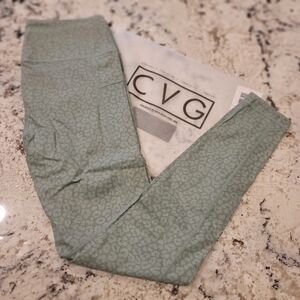 CVG Jungle Leopard Full Length MEDIUM Legging NEW Constantly Varied Gear